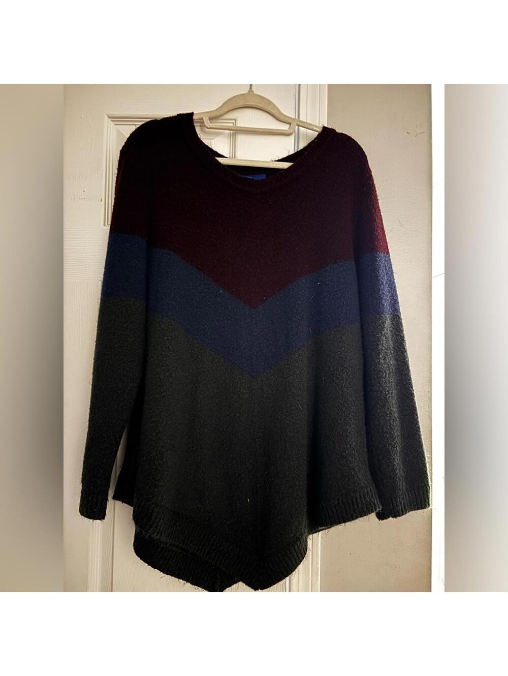 APT.9 Women's XXL Color Block Sweater with Chevron Pattern